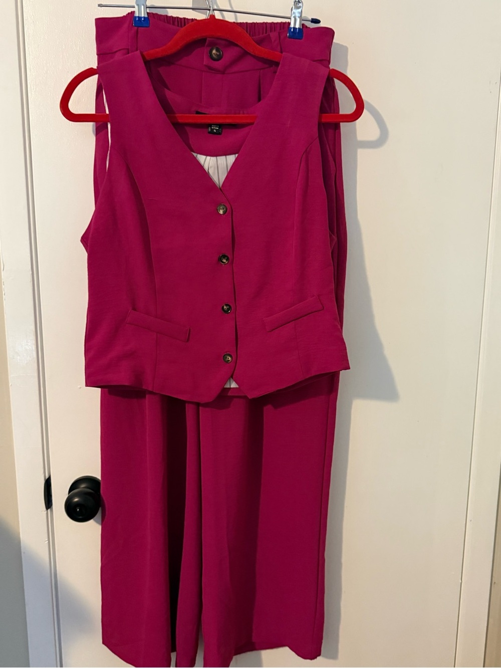 Tulléa Two-Piece Sleeveless Vest & Wide Leg Pant Set